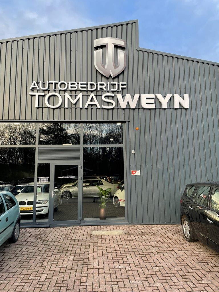 Doosletter autobedrijf Tomasweyn